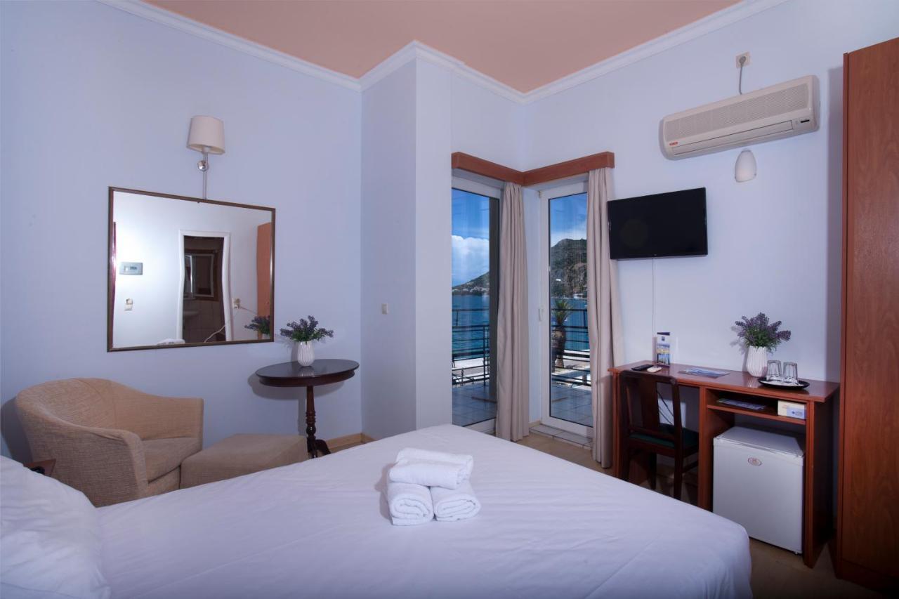 Grand Hotel Loutraki Exterior photo