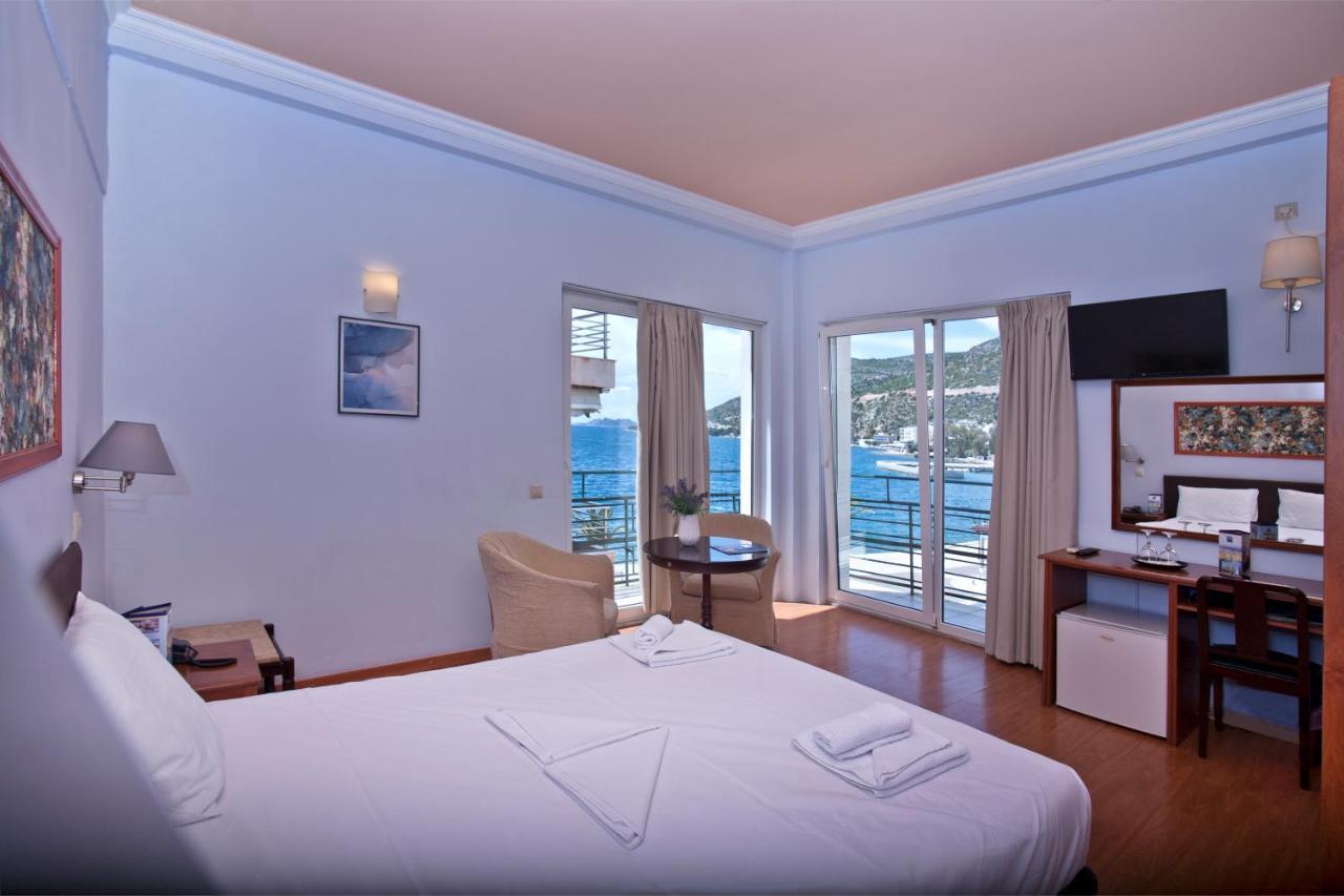 Grand Hotel Loutraki Exterior photo